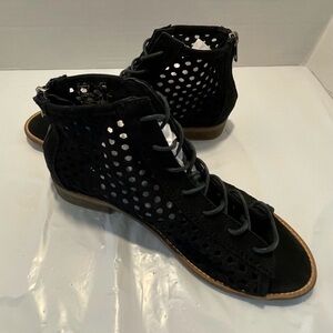 Musse & Cloud Aiden Perforated Black Back Zip Ankle Sandal size 38
